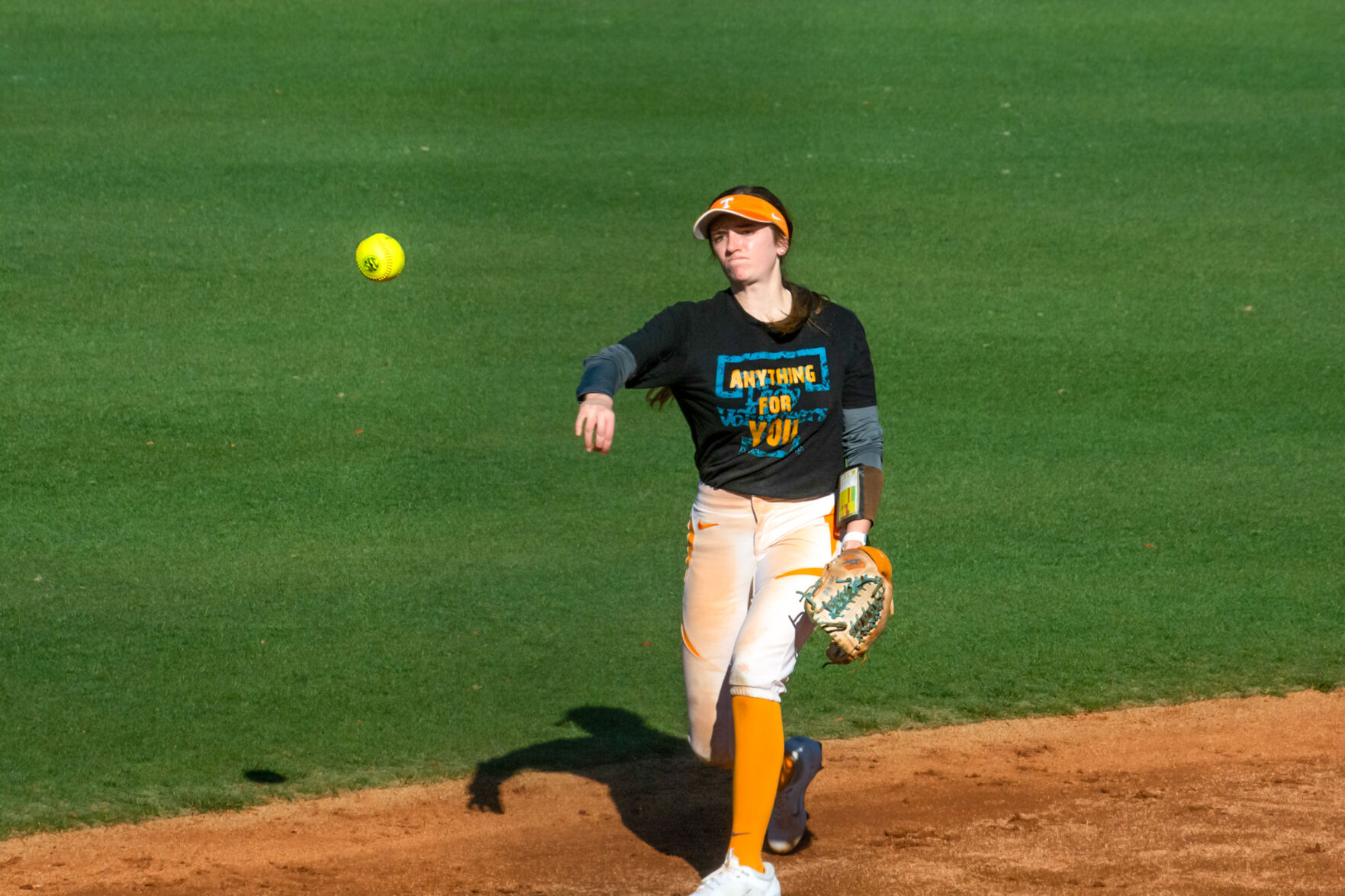 Tennessee softball falls to Arkansas, loses 10-game win streak